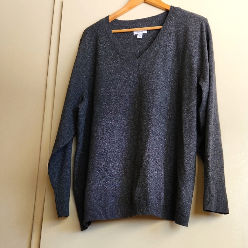 NWOT 2X Croft And Barrow V Neck Sweater